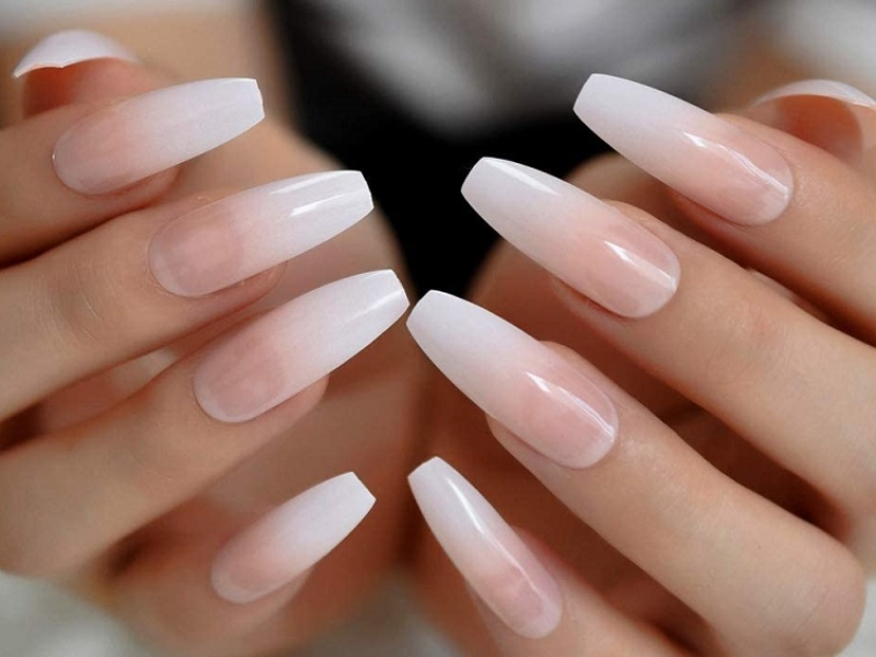 Mẫu nail biển kiểu ombre