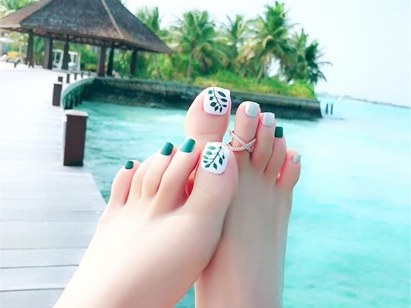 lời khuyên khi chọn mẫu nail phù hợp đi biển