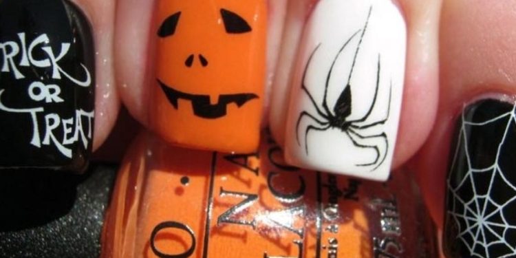 Những mẫu nail Halloween đẹp hot nhất năm 2024