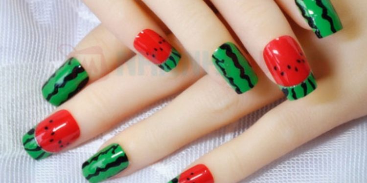 mẫu nail dưa hấu